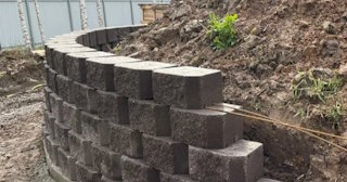 Установка подпорной стенки в Великом Устюге в октябре