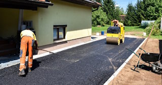 Асфальтирование тротуаров в Великом Устюге - цена от 3563 руб. в ТротуарнаяПлитка